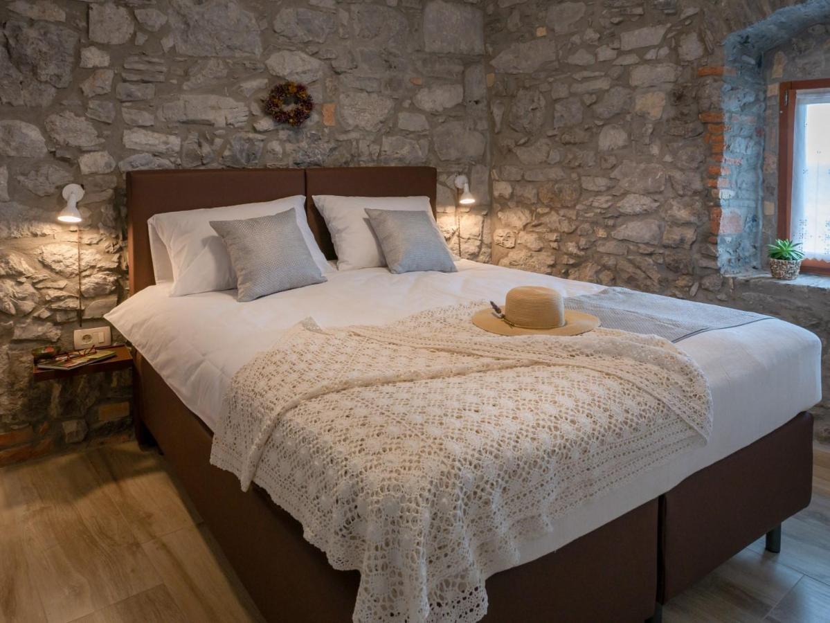 Apartmaji In Sobe Odlicna Hisa Štanjel Kültér fotó